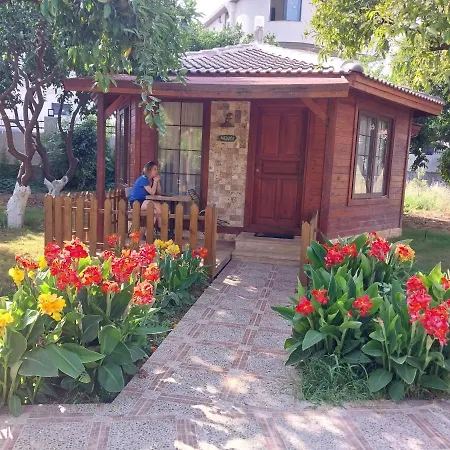 Miss Mandarin Bungalow Evleri